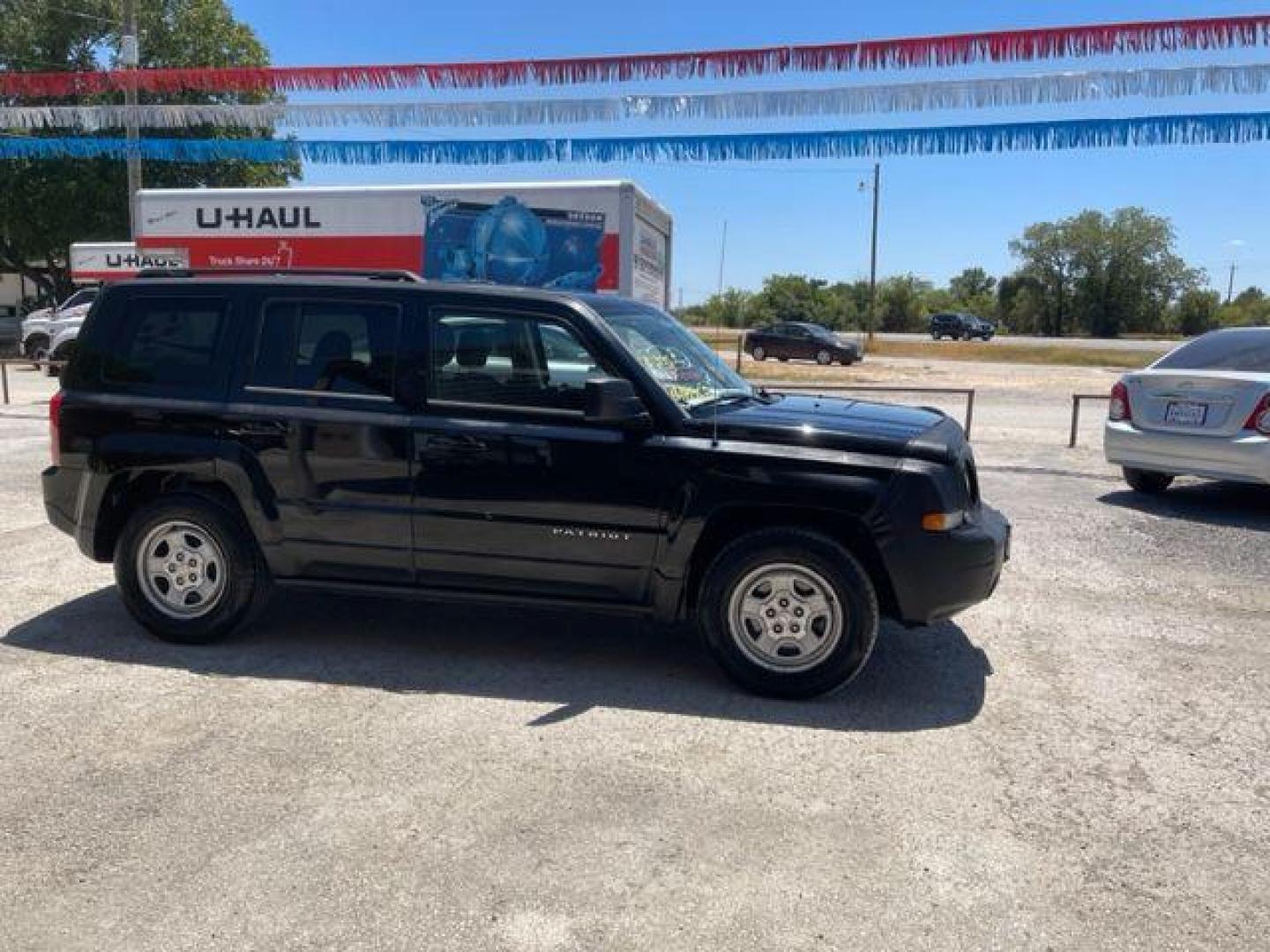 2014 BLACK JEEP PATRIOT SPORT (1C4NJPBA5ED) with an 2.0L engine, Continuously Variable transmission, located at 124 Elm St., Cibolo, TX, 78108, (210) 658-3118, 29.559427, -98.232384 - Photo#5