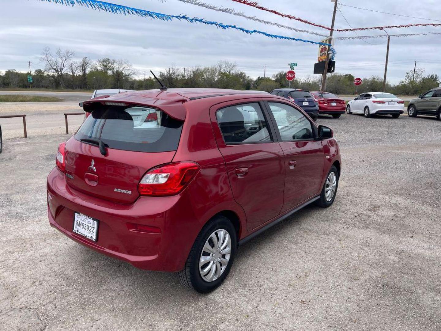 2017 RED MITSUBISHI MIRAGE ES (ML32A3HJ5HH) with an 1.2L engine, Automatic transmission, located at 124 Elm St., Cibolo, TX, 78108, (210) 658-3118, 29.559427, -98.232384 - Photo#4