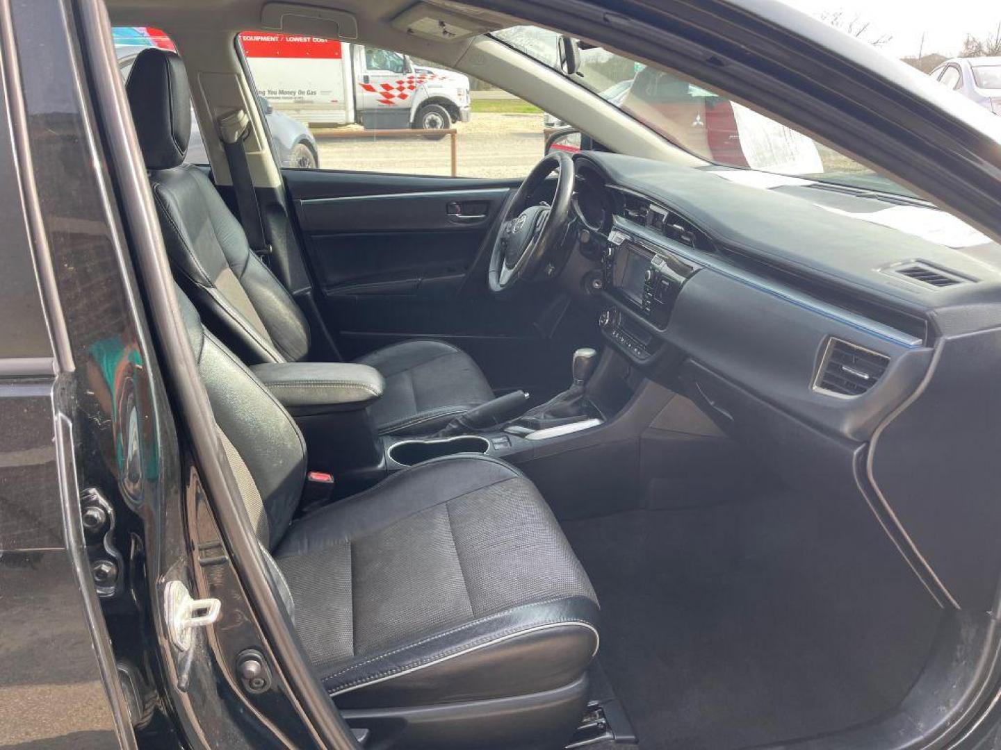 2016 BLACK TOYOTA COROLLA S (2T1BURHE3GC) with an 1.8L engine, Automatic transmission, located at 124 Elm St., Cibolo, TX, 78108, (210) 658-3118, 29.559427, -98.232384 - Photo#7