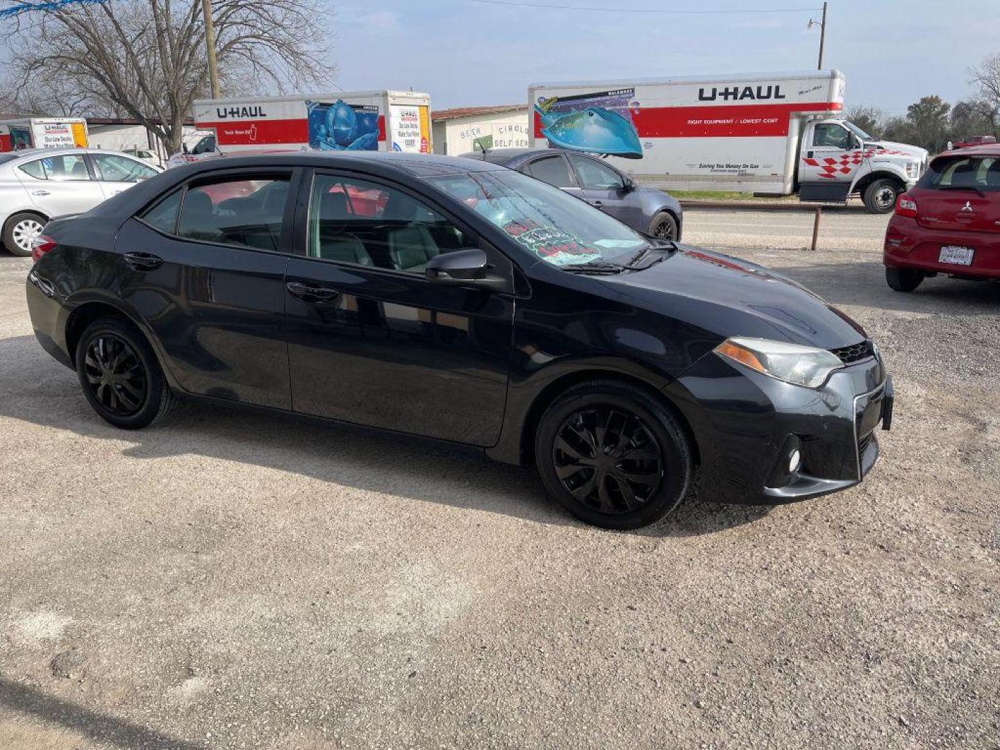 2016 BLACK TOYOTA COROLLA S (2T1BURHE3GC) with an 1.8L engine, Automatic transmission, located at 124 Elm St., Cibolo, TX, 78108, (210) 658-3118, 29.559427, -98.232384 - Photo#8