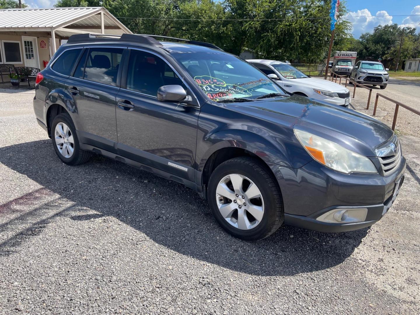 2012 BLUE SUBARU OUTBACK 2.5I PREMIUM (4S4BRBCCXC1) with an 2.5L engine, 5-Speed Manual transmission, located at 124 Elm St., Cibolo, TX, 78108, (210) 658-3118, 29.559427, -98.232384 - www.discountautoscibolo.com TEXT QUESTIONS TO 210-900-3118 35 MONTHLY PAYMENTS OF $295 WITH $1495 DOWN AND FINAL ODD PAYMENT OF $64.18 W/FIRST PAYMENT DUE 30 DAYS FROM DATE OF SALE. ** NO WARRANTY, SOLD AS IS ** 36 MO'S TERM W/ 22.41 APR and TITLE TRANSFER FEE OF $195 DUE - Photo#5