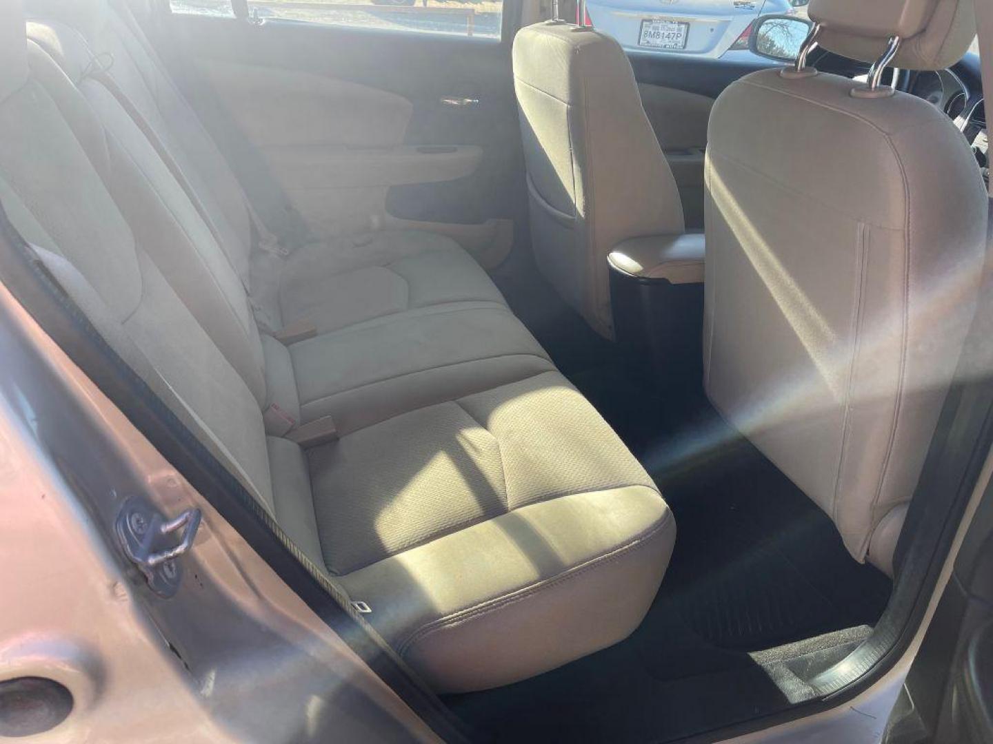 2014 GOLD CHRYSLER 200 LX (1C3CCBAG1EN) with an 3.6L engine, Automatic transmission, located at 124 Elm St., Cibolo, TX, 78108, (210) 658-3118, 29.559427, -98.232384 - Photo#3