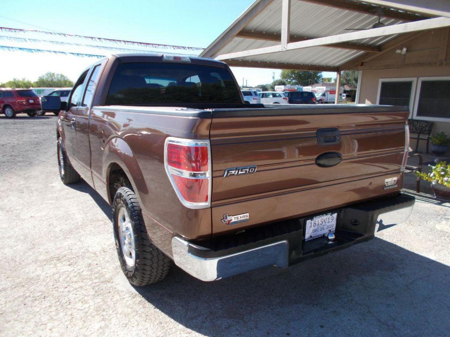 2011 BROWN FORD F150 SUPER CAB (1FTEX1CMXBF) with an 3.7L engine, Automatic transmission, located at 124 Elm St., Cibolo, TX, 78108, (210) 658-3118, 29.559427, -98.232384 - www.discountautoscibolo.com TEXT 210-900-3118 35 MONTHLY PAYMENTS OF $315 WITH $1495 DOWN AND FINAL ODD PAYMENT OF $122.46 W/FIRST PAYMENT DUE 30 DAYS FROM DATE OF SALE. ** NO WARRANTY, SOLD AS IS ** 36 MO'S TERM W/ 22.49 APR and TITLE TRANSFER FEE OF $195 DUE TWO WEEKS AF - Photo#3