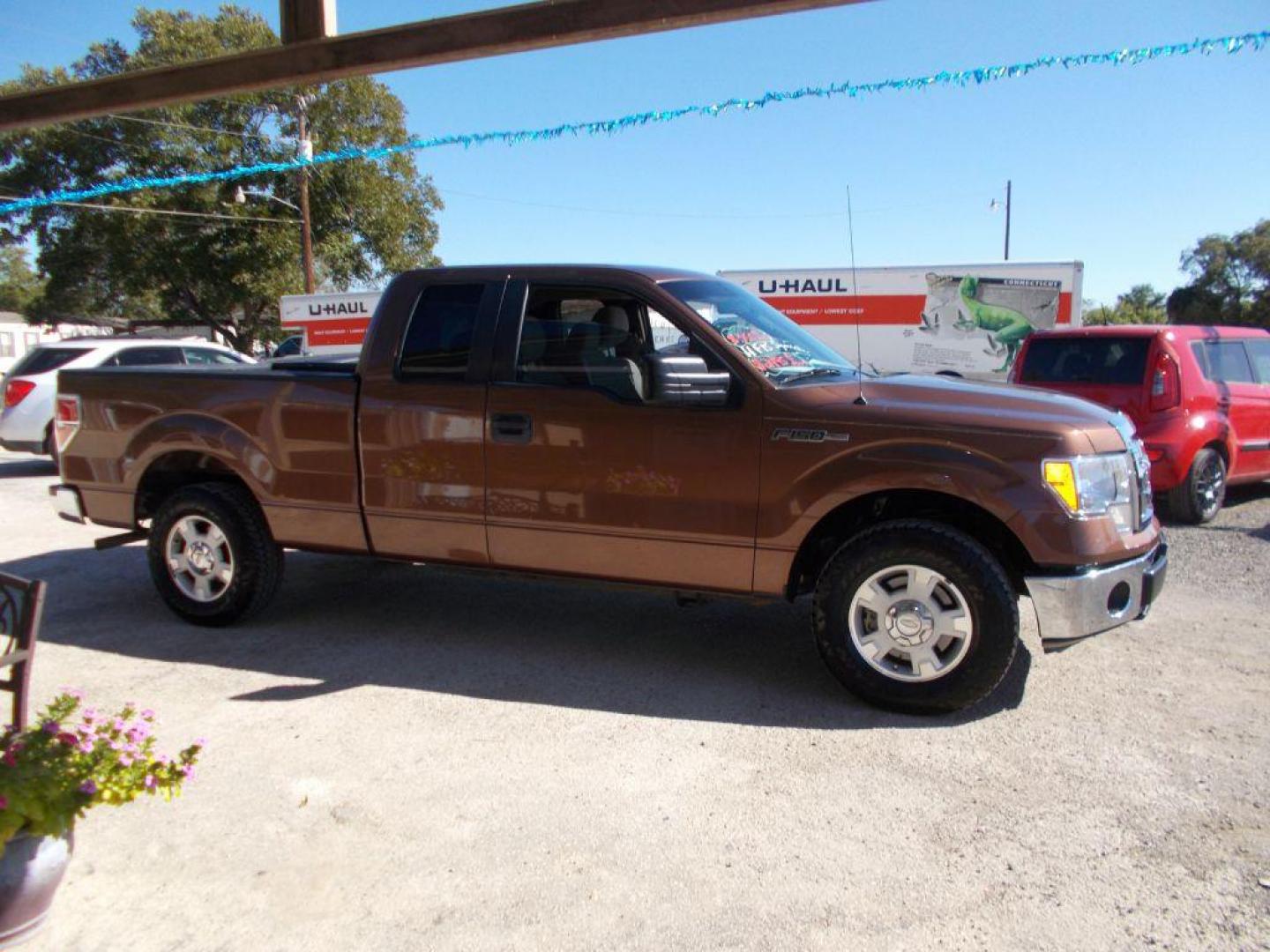 2011 BROWN FORD F150 SUPER CAB (1FTEX1CMXBF) with an 3.7L engine, Automatic transmission, located at 124 Elm St., Cibolo, TX, 78108, (210) 658-3118, 29.559427, -98.232384 - www.discountautoscibolo.com TEXT 210-900-3118 35 MONTHLY PAYMENTS OF $315 WITH $1495 DOWN AND FINAL ODD PAYMENT OF $122.46 W/FIRST PAYMENT DUE 30 DAYS FROM DATE OF SALE. ** NO WARRANTY, SOLD AS IS ** 36 MO'S TERM W/ 22.49 APR and TITLE TRANSFER FEE OF $195 DUE TWO WEEKS AF - Photo#8