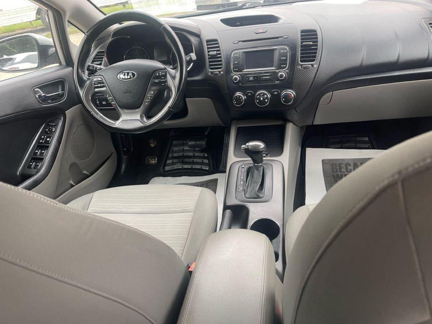 2014 SILVER KIA FORTE EX (KNAFX4A84E5) with an 2.0L engine, Automatic transmission, located at 124 Elm St., Cibolo, TX, 78108, (210) 658-3118, 29.559427, -98.232384 - www.discountautoscibolo.com TEXT QUESTIONS TO 210-900-3118 35 MONTHLY PAYMENTS OF $300 WITH $1895 DOWN AND FINAL ODD PAYMENT OF $21.45 W/FIRST PAYMENT DUE 30 DAYS FROM DATE OF SALE. FEATURES: BACK UP CAMERA ** NO WARRANTY, SOLD AS IS ** 36 MO'S TERM W/ 22.40 APR and TITLE - Photo#3